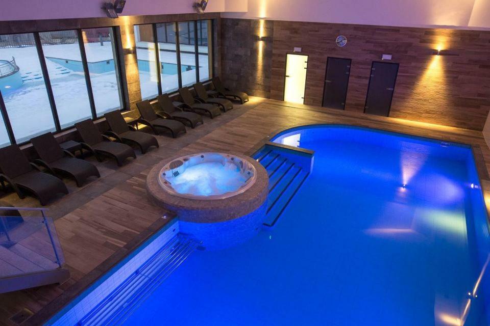 Apartament 4 Seasons- Basen Wewnetrzny,Jacuzzi,Sauna,Silownia I Kulkoland W Cenie!!! Kolobrzeg Exterior photo